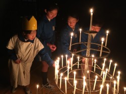 8EF5FF2B-0D5F-4CCB-9FFA-42014DBDC4F3