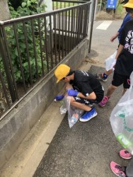 04F16FC9-32C2-4344-A09B-92D0B1189F1A