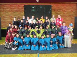 出演者集合写真