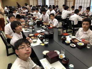 4F49B54E-3FB0-4720-9328-FB84CE0FAFEF