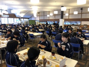 4D7B5AAE-C8A3-4E64-9E7F-E44591016E1F